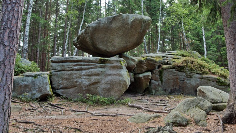 Naturdenkmal Hängender Stein, © Johannes Schlosser