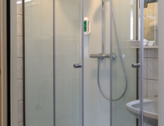 Bathroom-1stock, &copy; Franz Inghofer